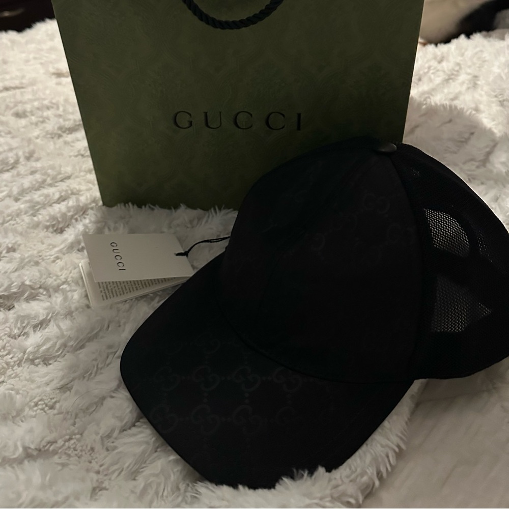 Gucci Black Felt Hat Elegant Accessory